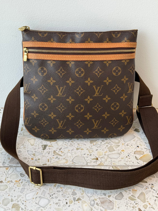 Louis Vuitton Pochette Bosphore