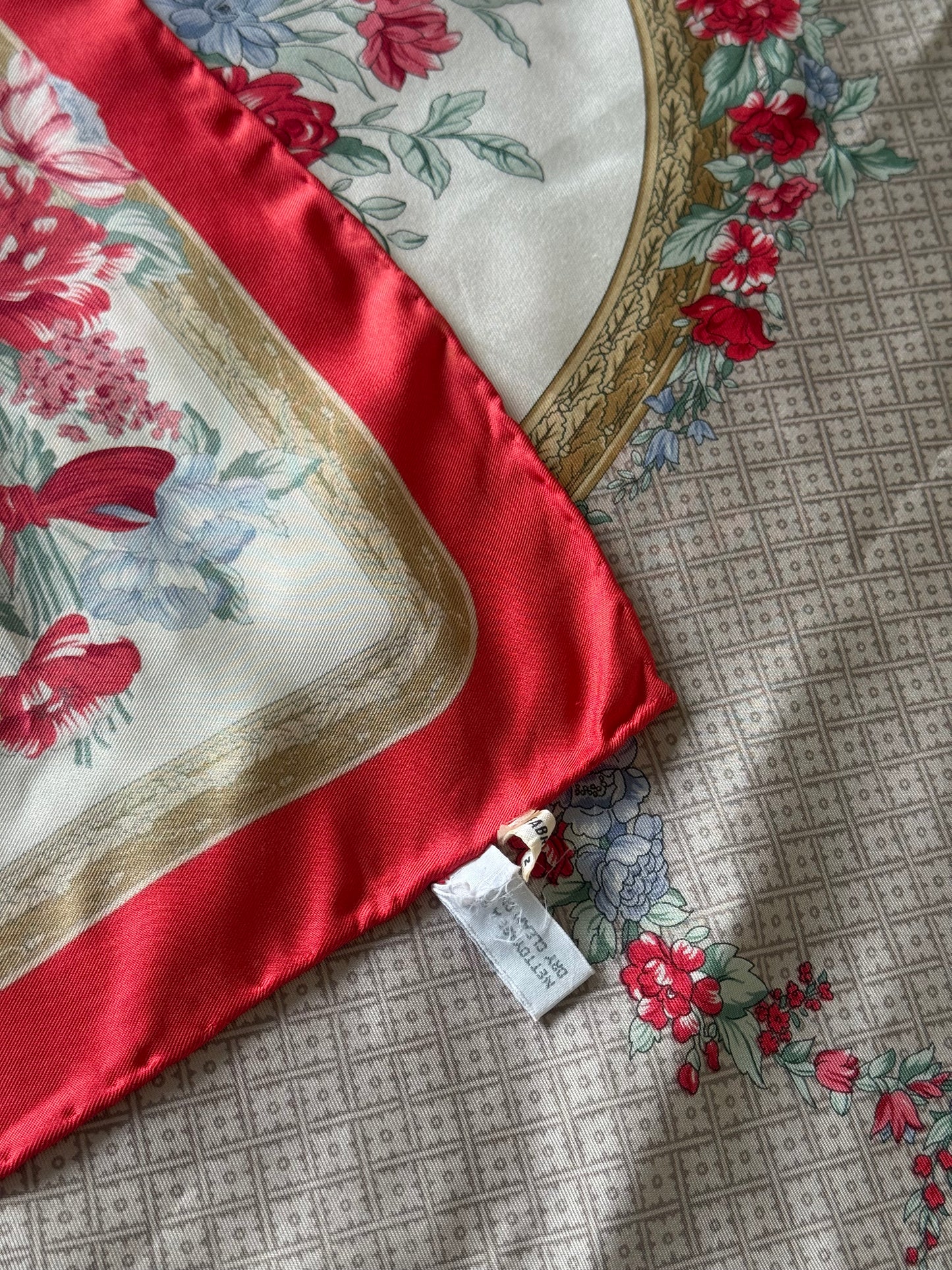 Christian Dior Silkeskjerf
