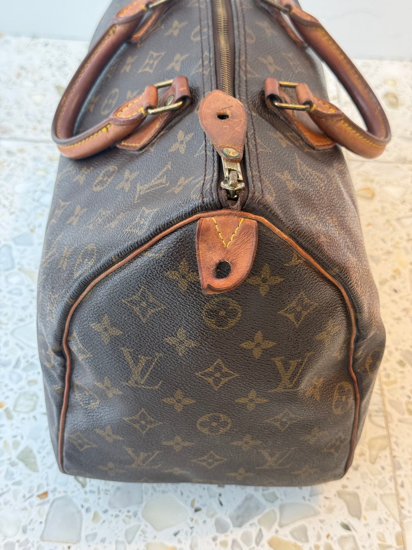 Louis Vuitton Speedy 35