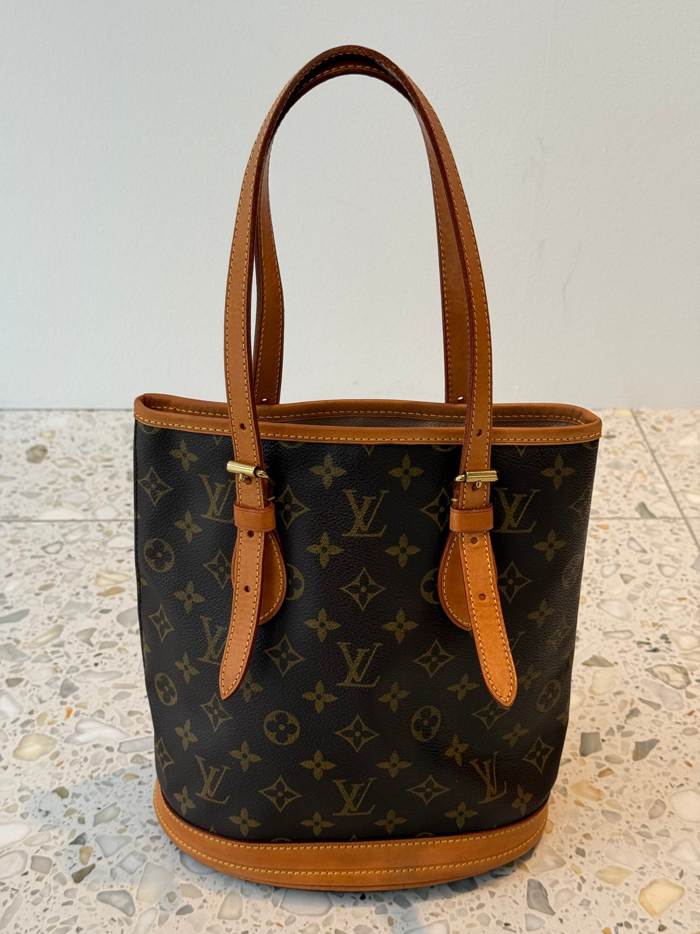 Louis Vuitton Bucket PM