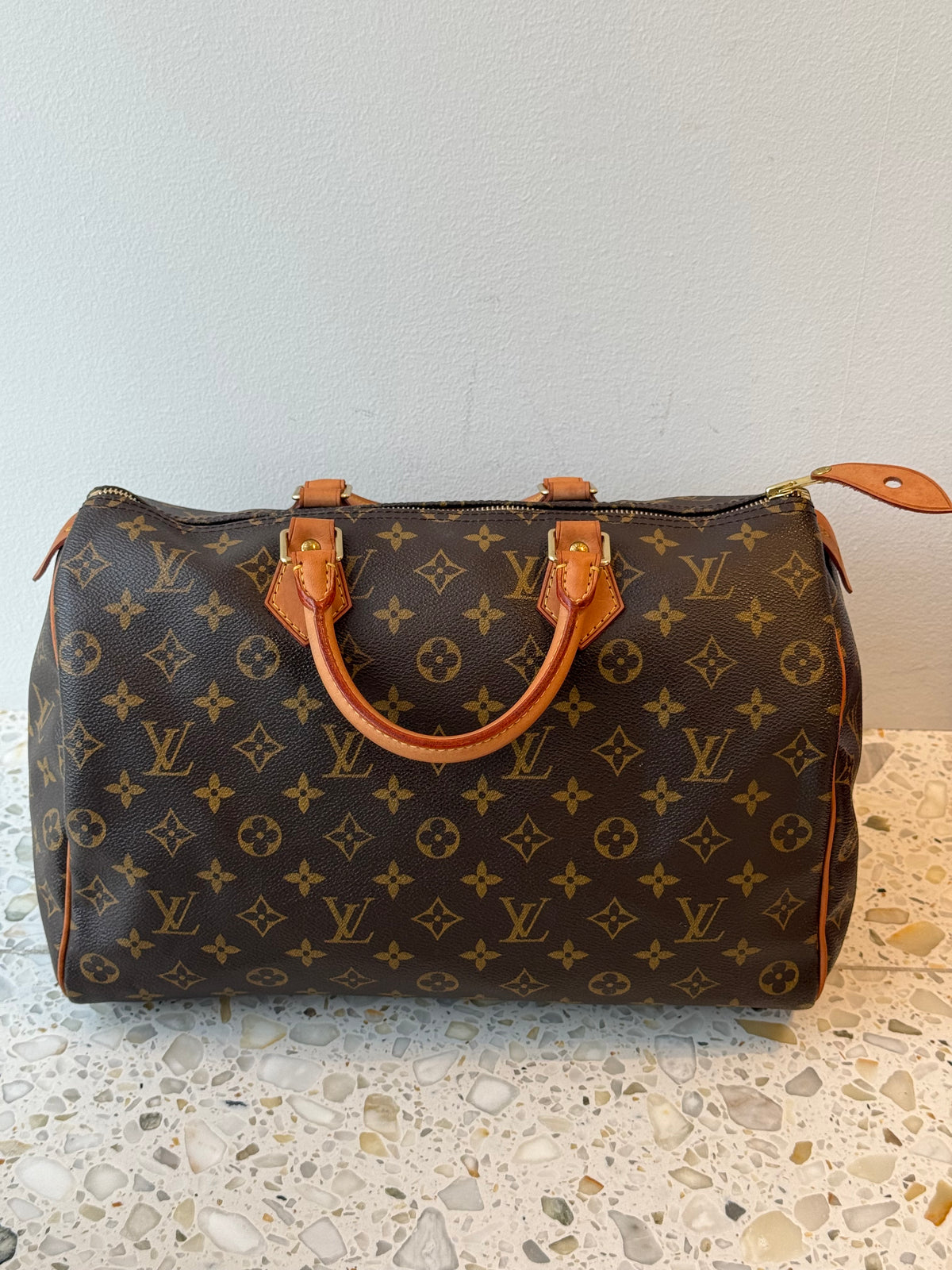 Louis Vuitton Speedy 35