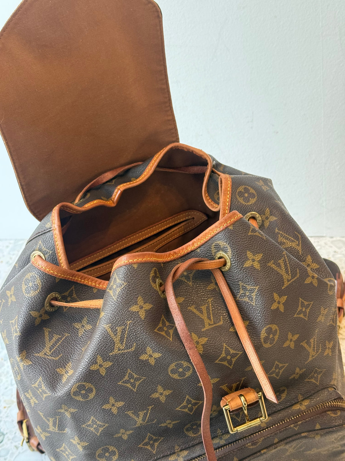 Louis Vuitton Montsouris GM