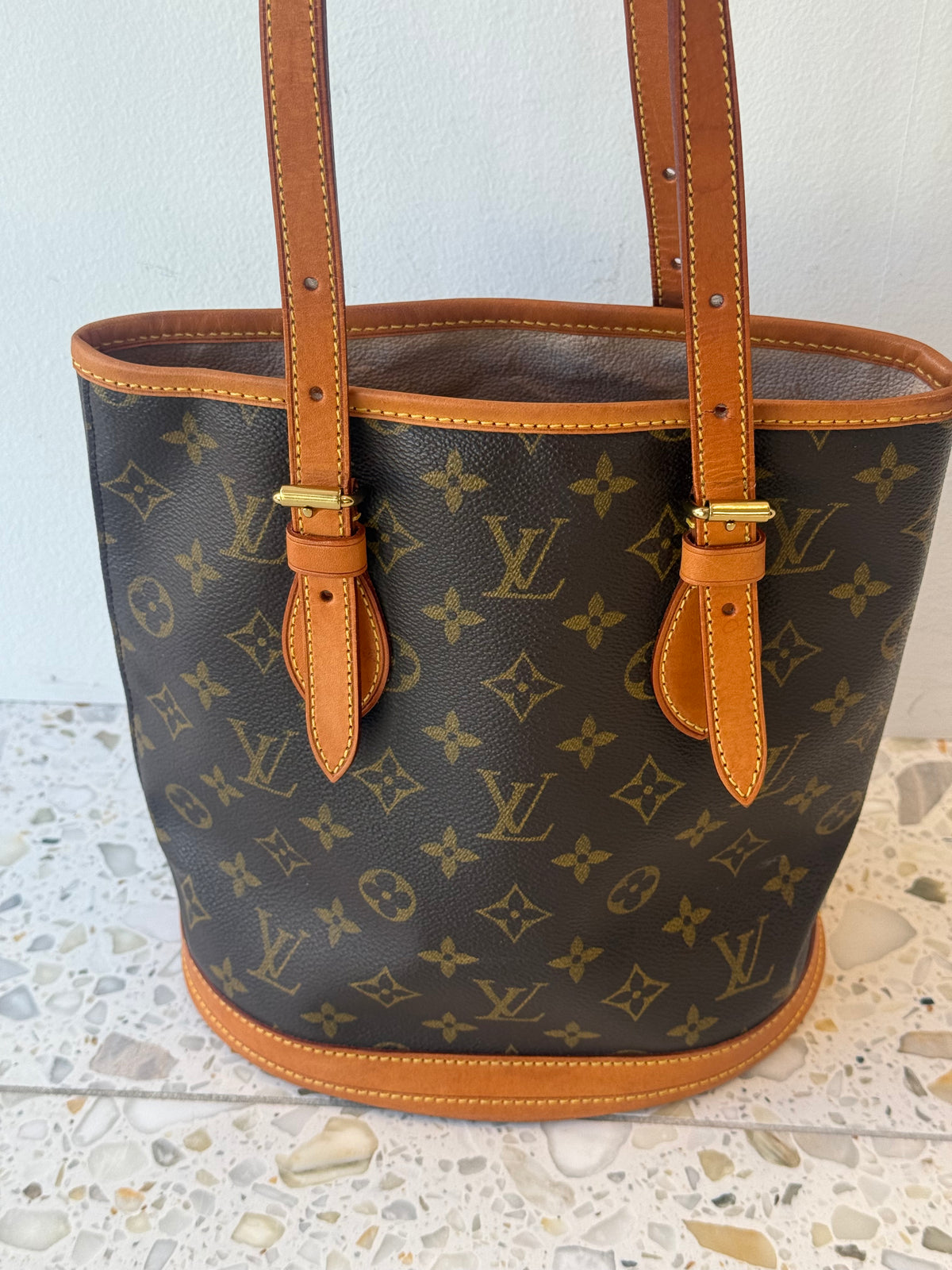 Louis Vuitton Bucket PM
