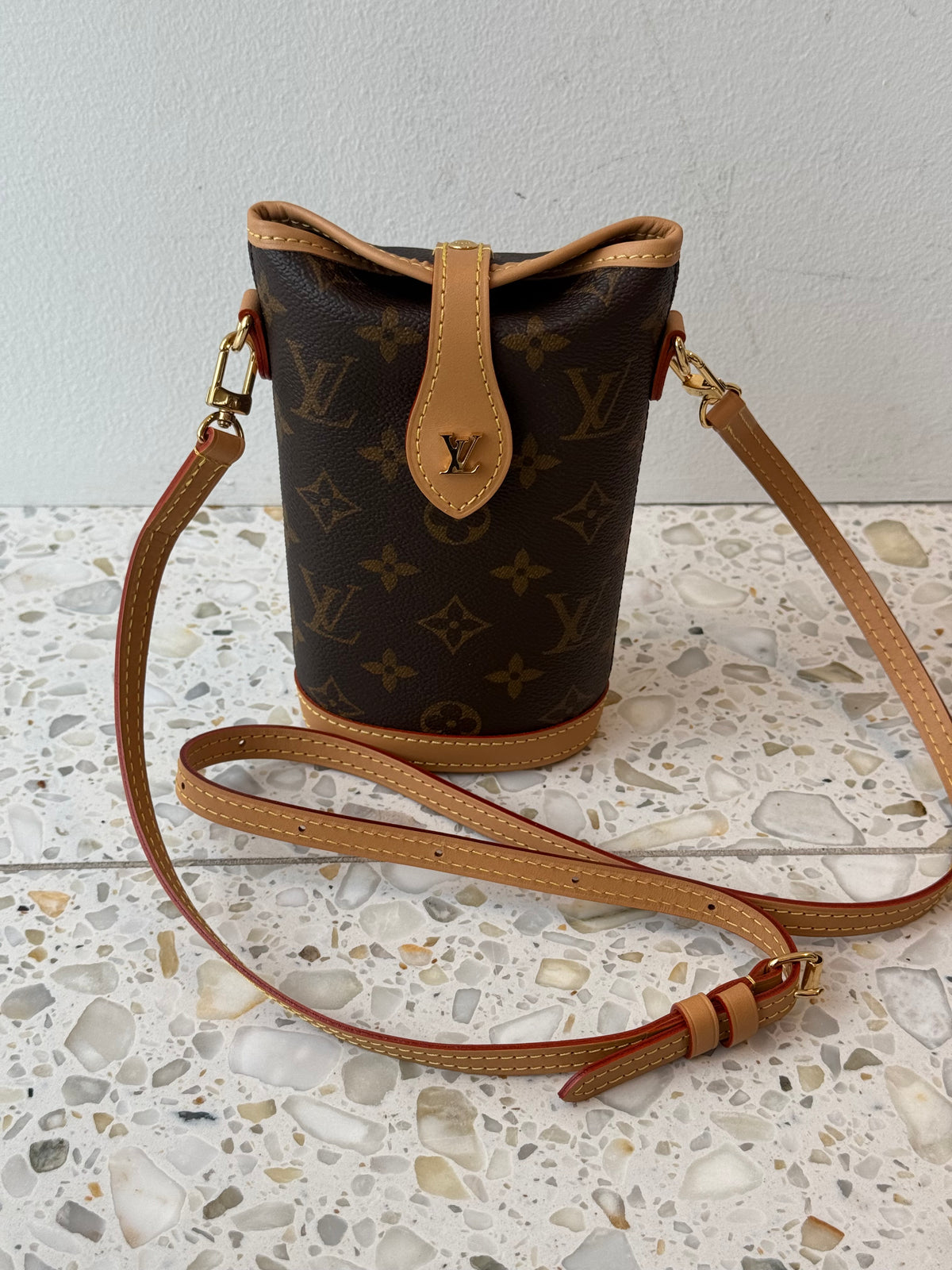 Louis Vuitton Fold Me Pouch