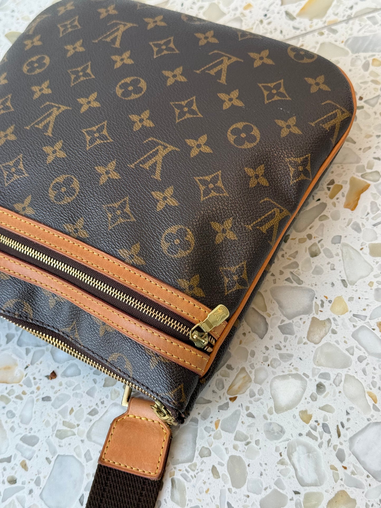 Louis Vuitton Pochette Bosphore