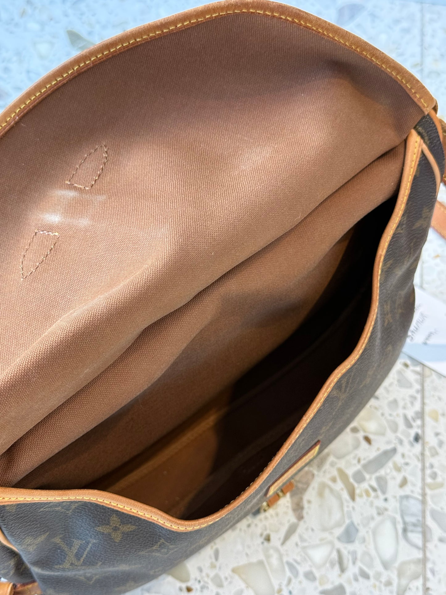 Louis Vuitton Saumur