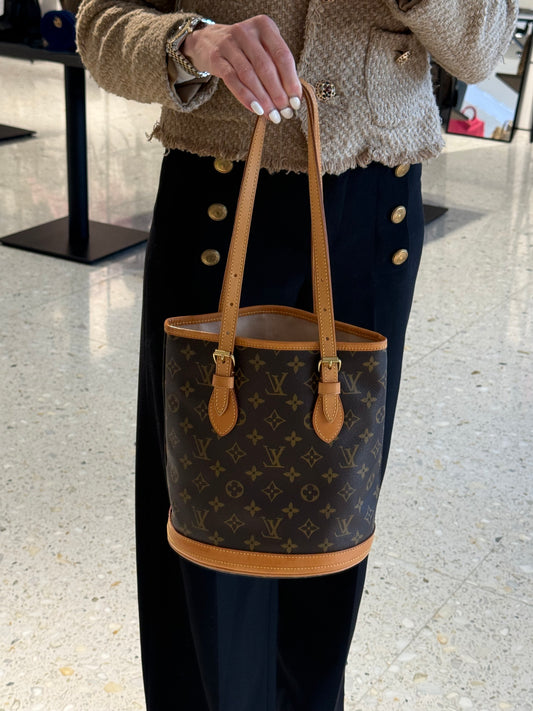 Louis Vuitton Bucket PM
