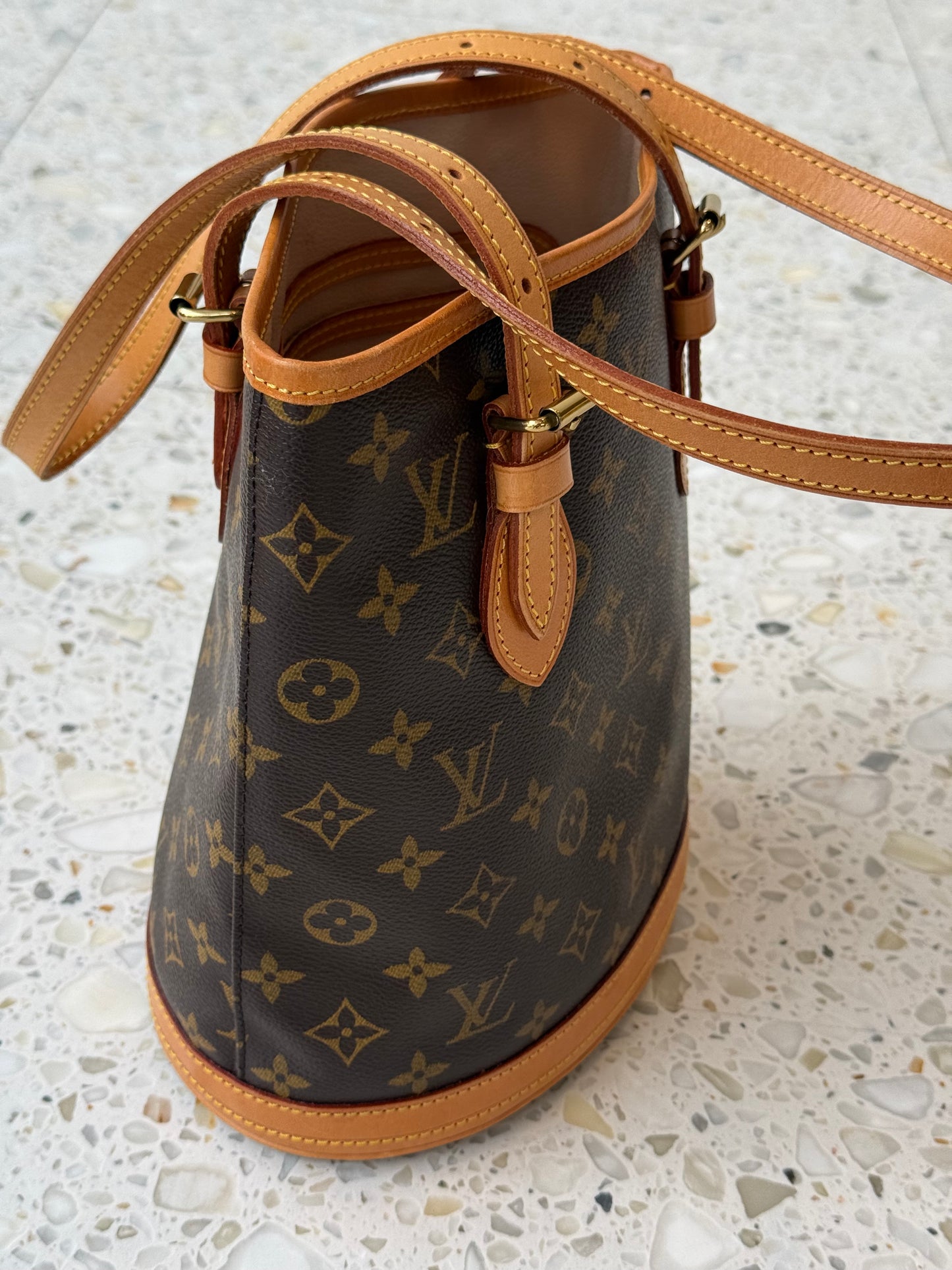 Louis Vuitton Bucket PM