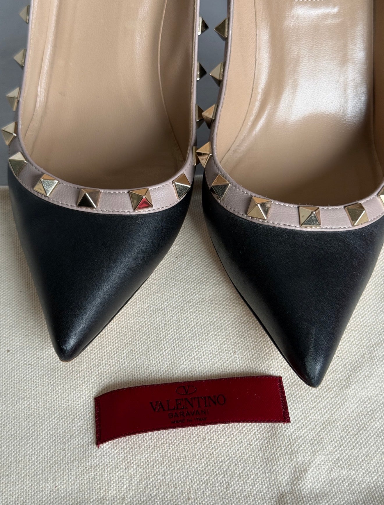 Valentino Rockstud Pumps