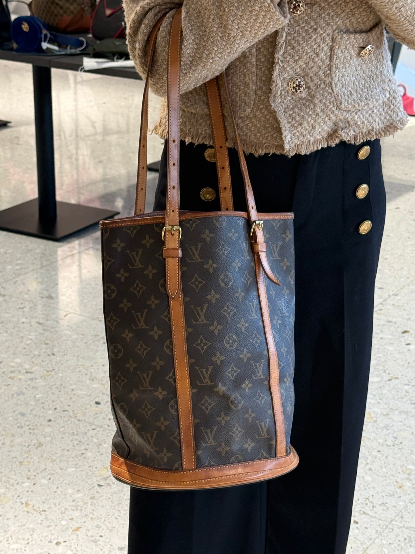Louis Vuitton Bucket GM