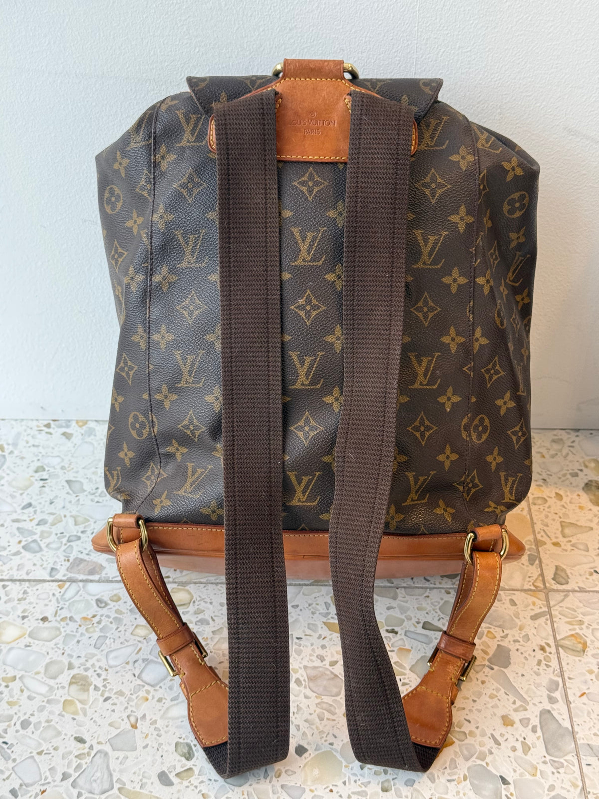Louis Vuitton Montsouris GM