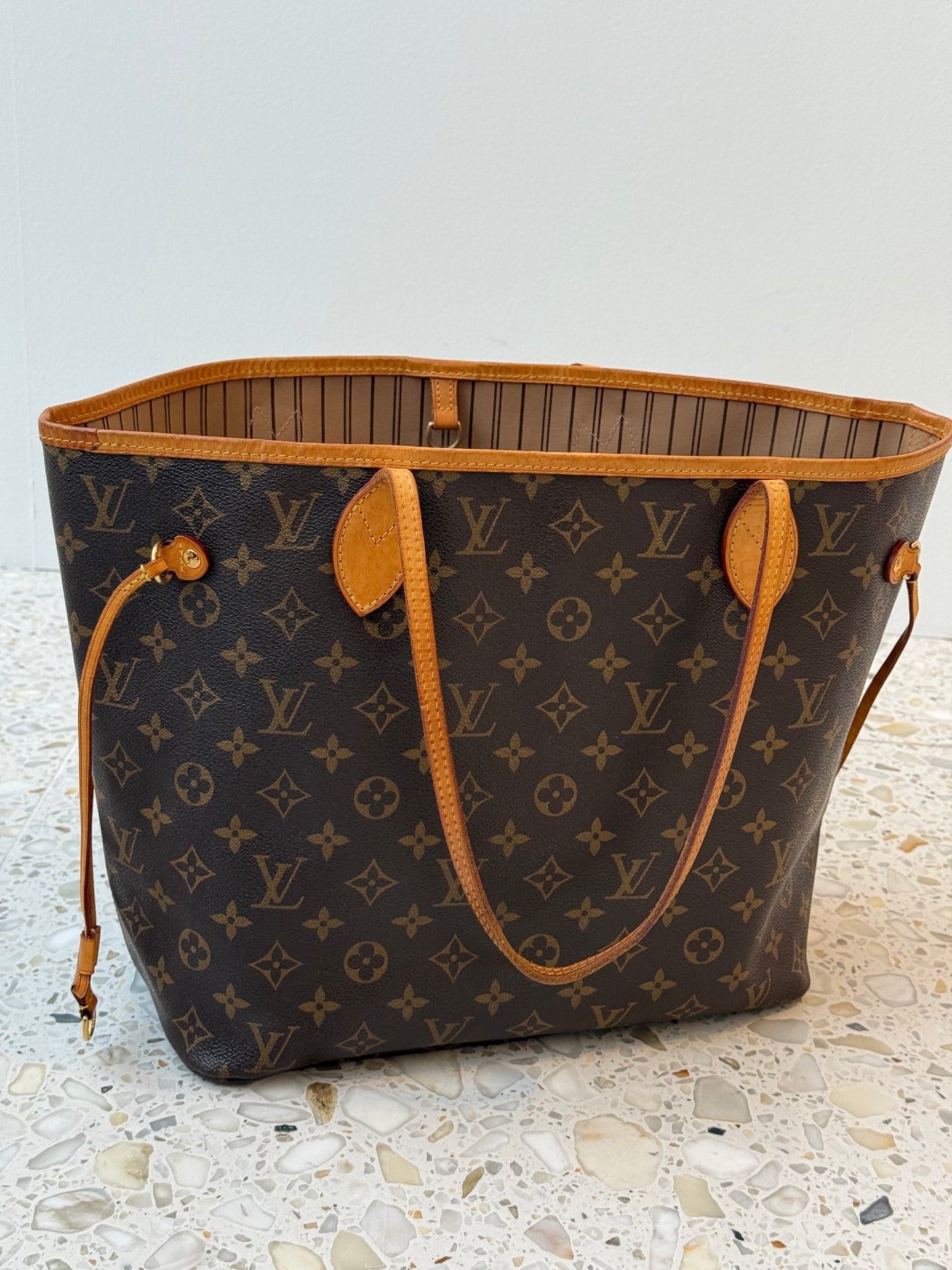 Louis Vuitton Neverfull MM