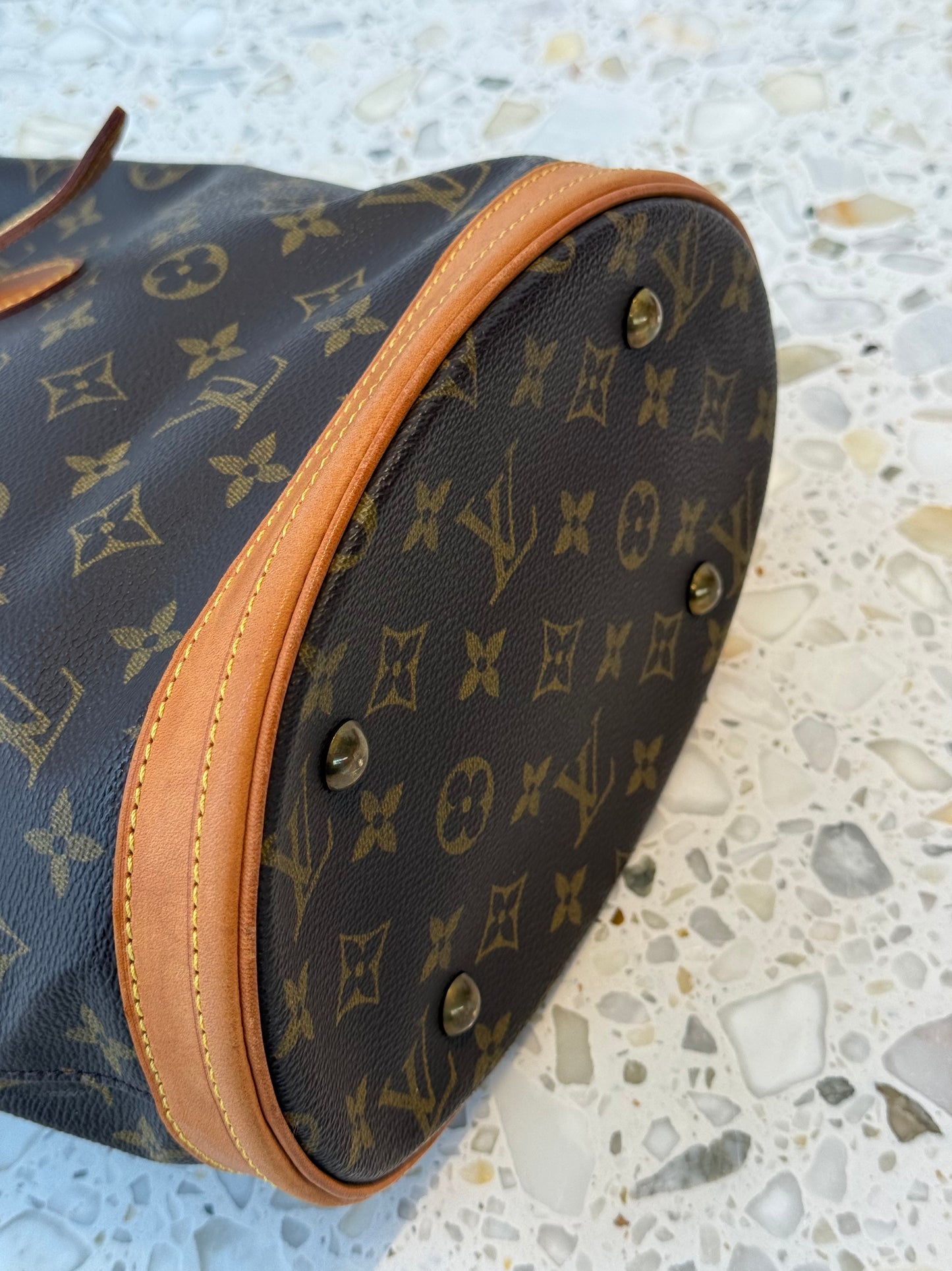 Louis Vuitton Bucket PM