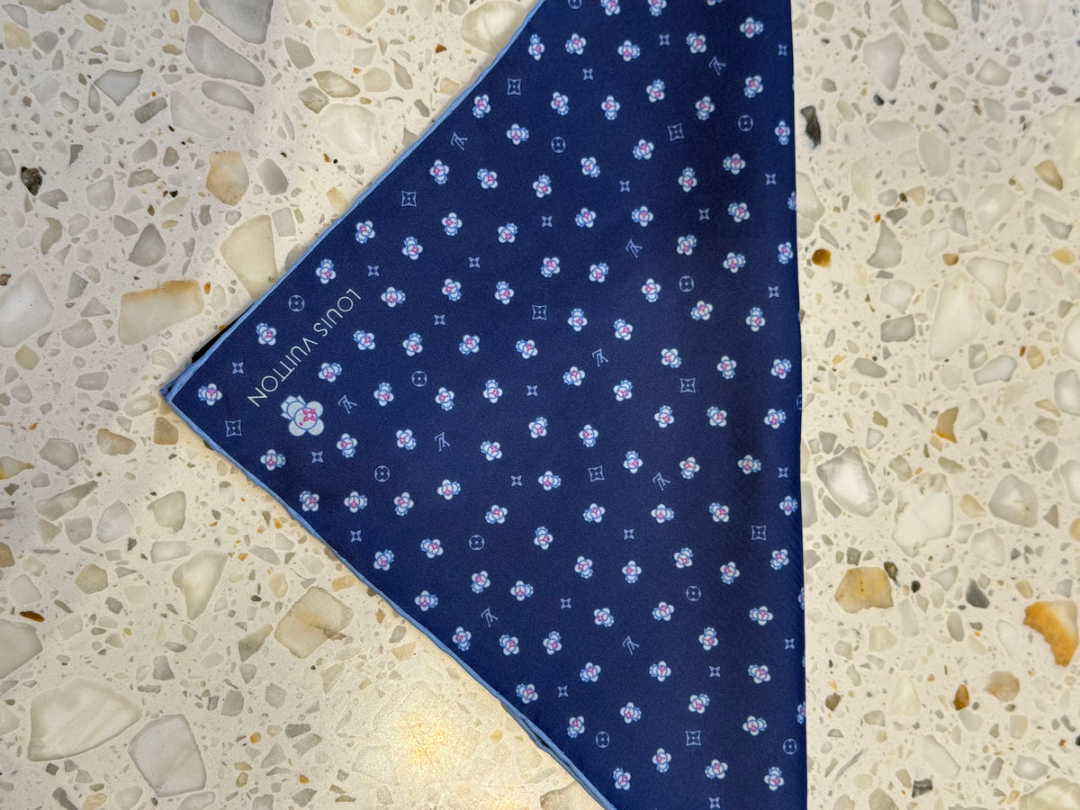 Louis Vuitton Mini Silkeskjerf