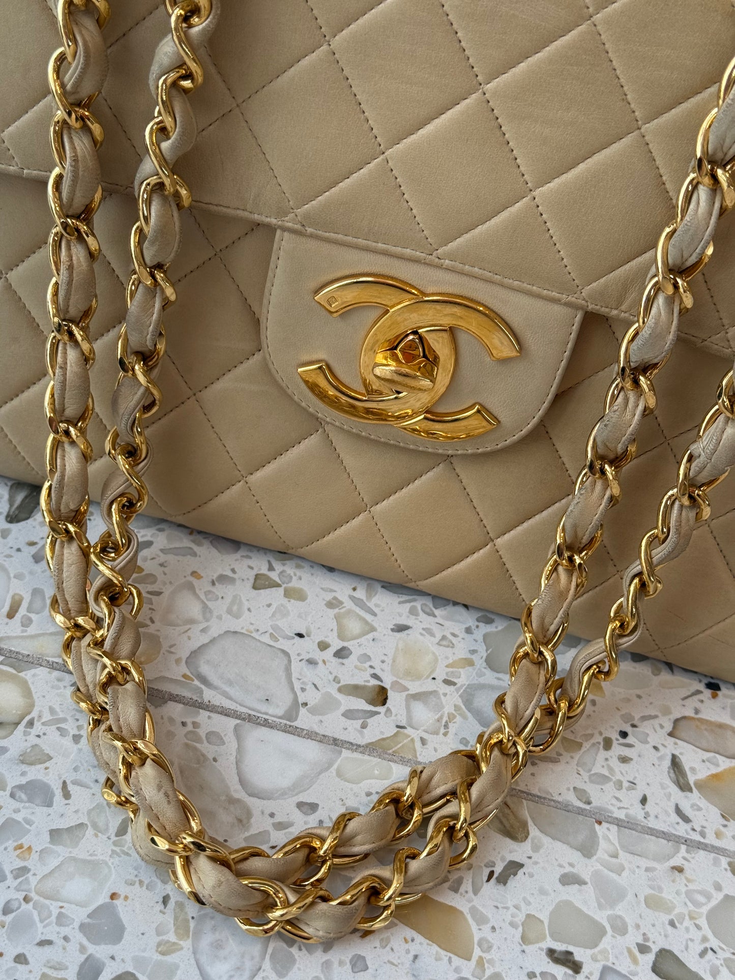 Chanel Matelasse 30