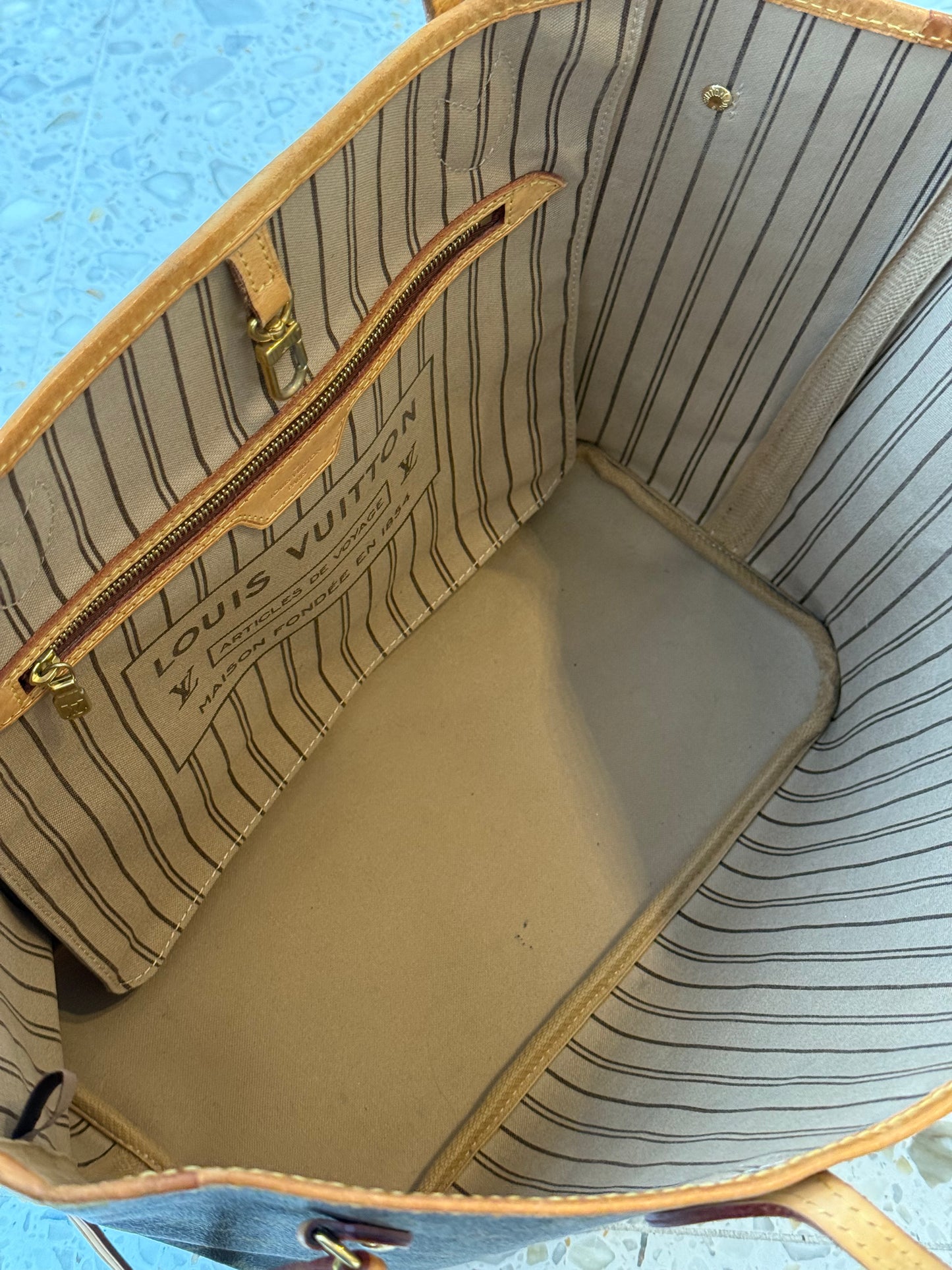 Louis Vuitton Neverfull MM