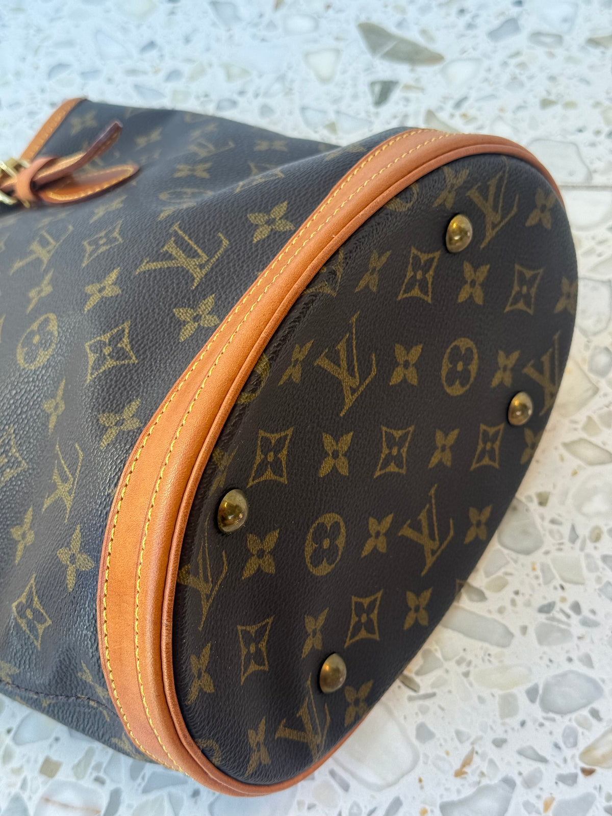 Louis Vuitton Bucket PM