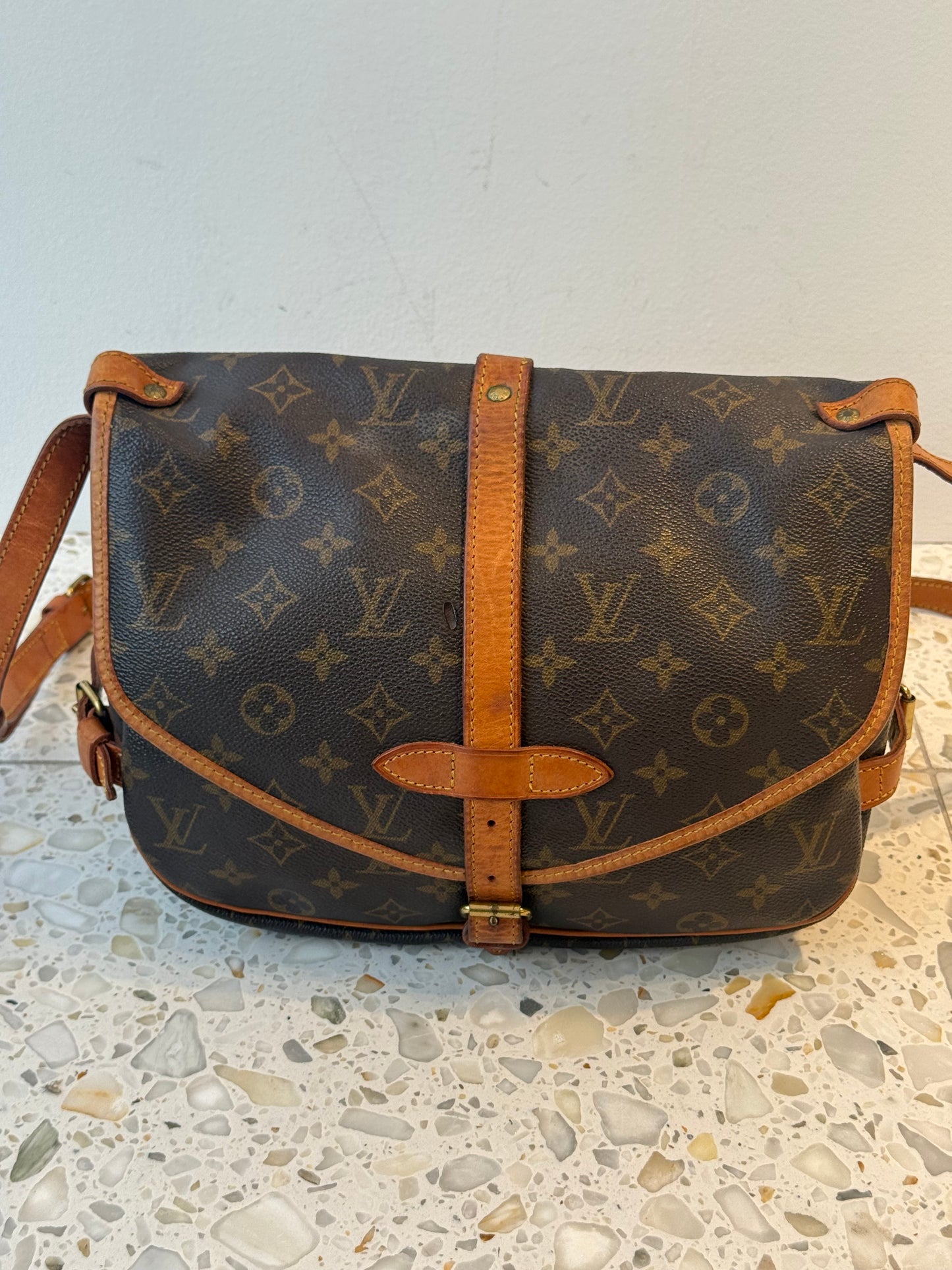 Louis Vuitton Saumur