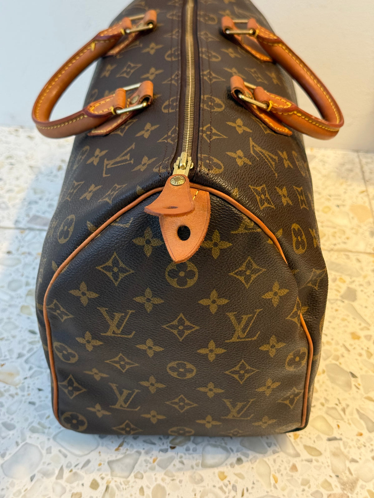 Louis Vuitton Speedy 35