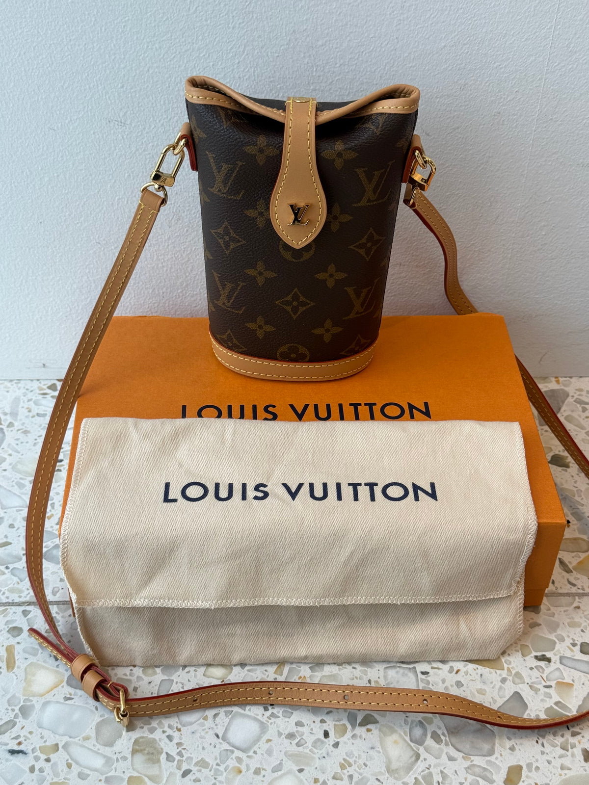 Louis Vuitton Fold Me Pouch