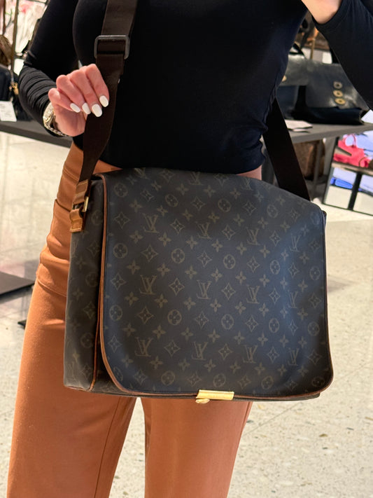 Louis Vuitton Messenger Bag