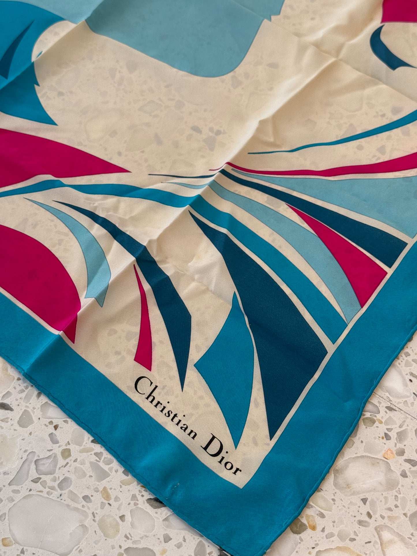 Christian Dior Silkeskjerf