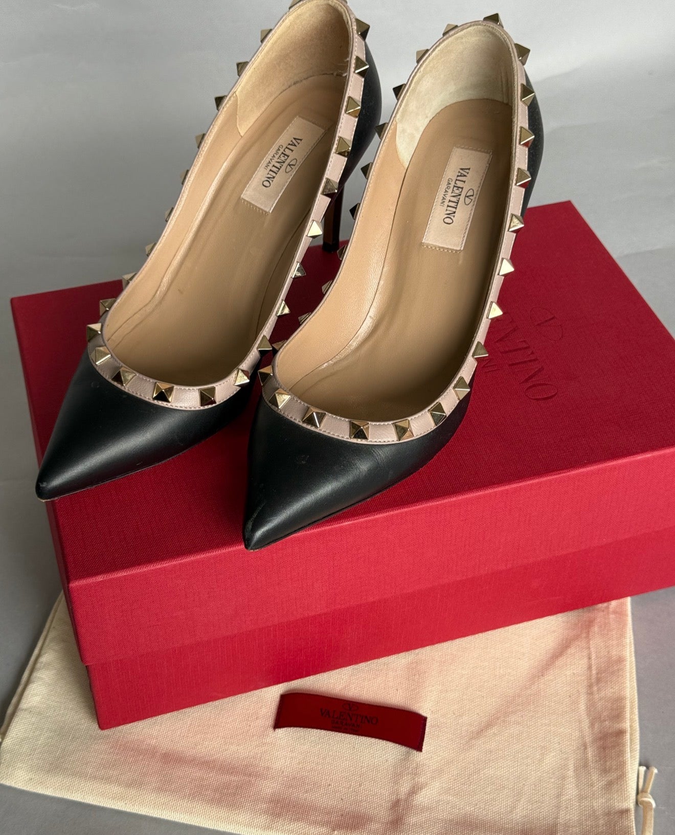 Valentino Rockstud Pumps