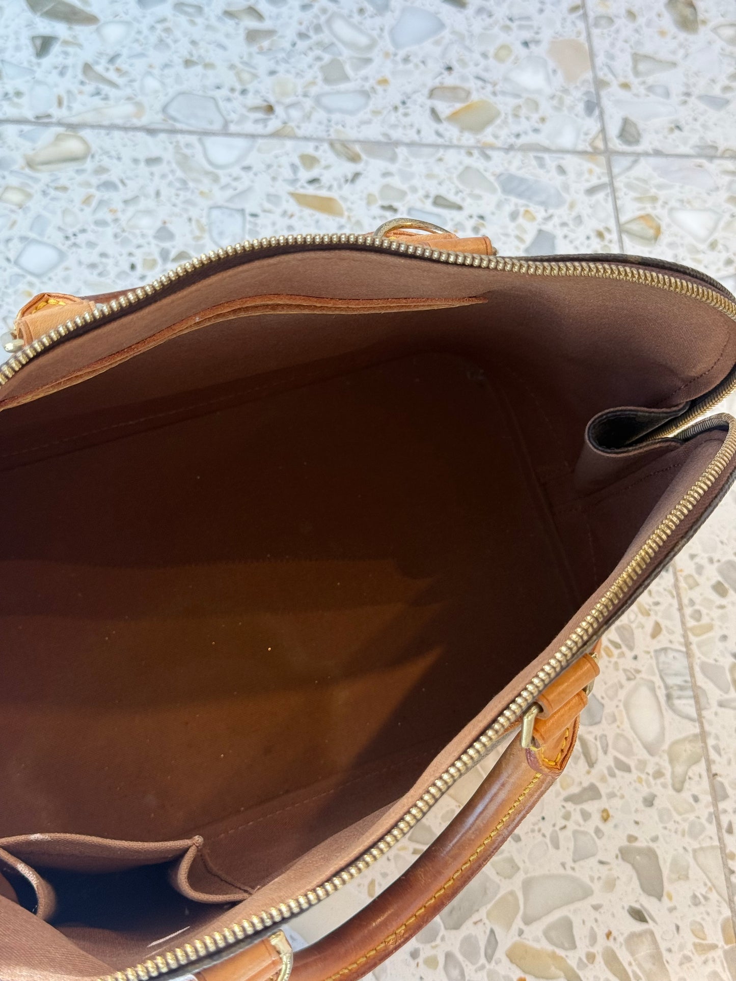 Louis Vuitton Alma