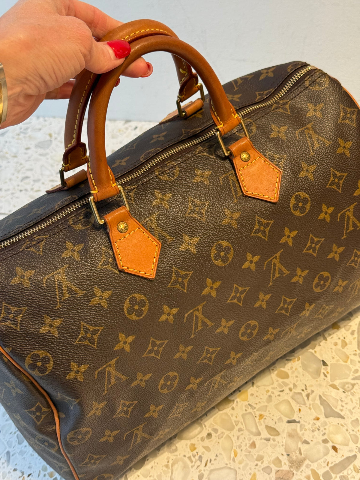 Louis Vuitton Speedy 35