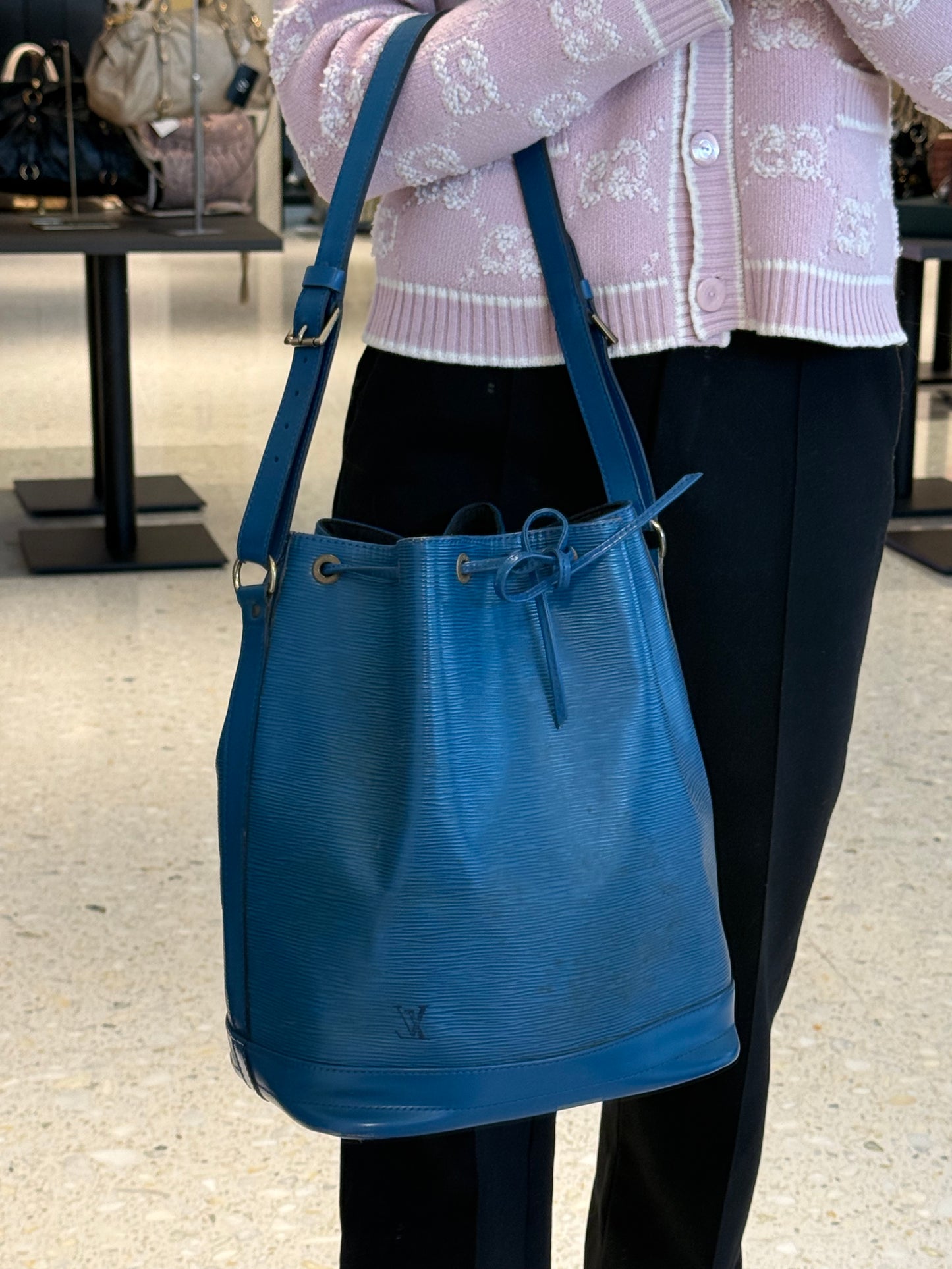Louis Vuitton Epi Noé GM