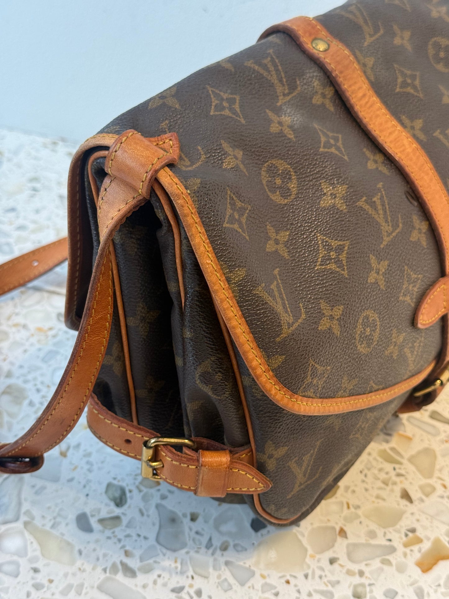 Louis Vuitton Saumur