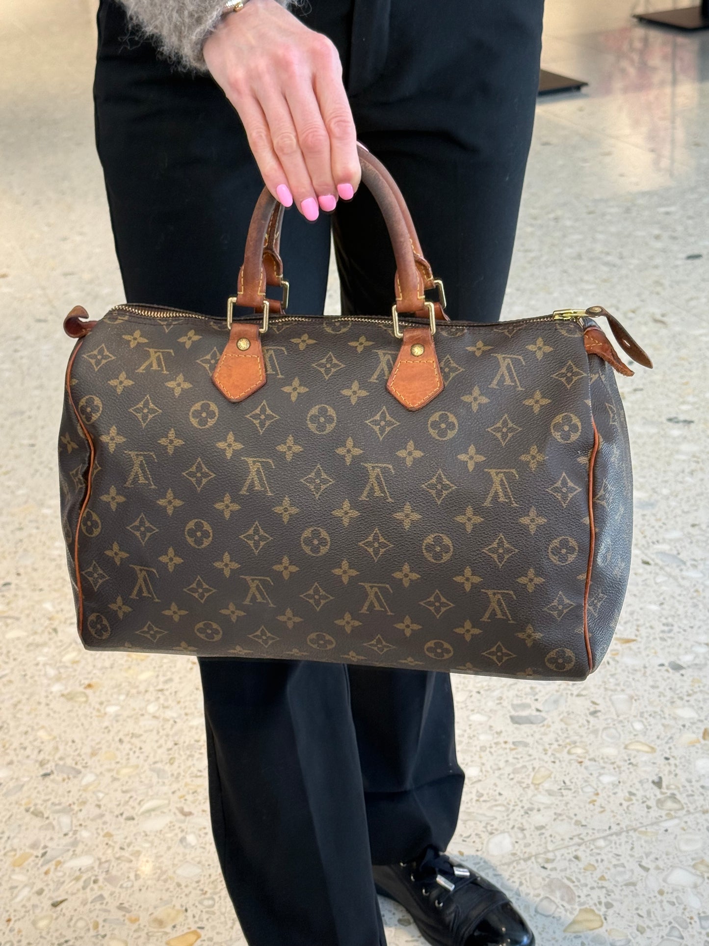 Louis Vuitton Speedy 35