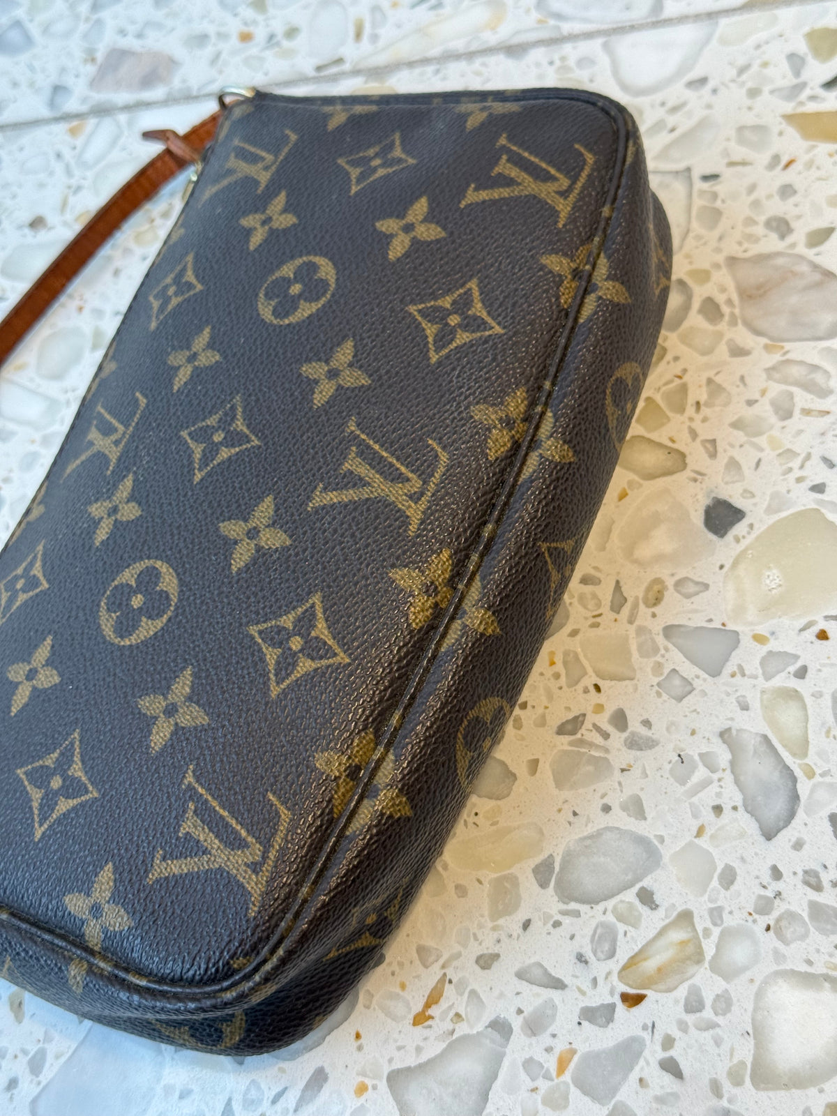 Louis Vuitton Pochette