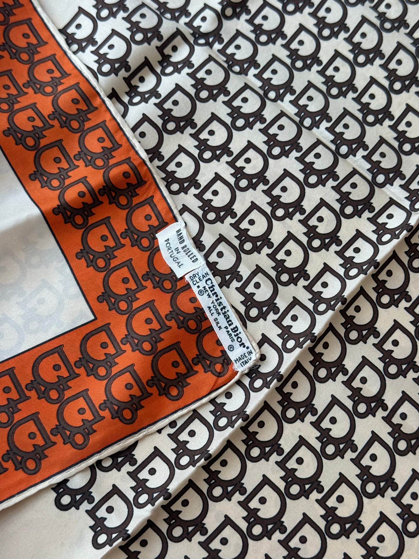 Christian Dior Silkeskjerf