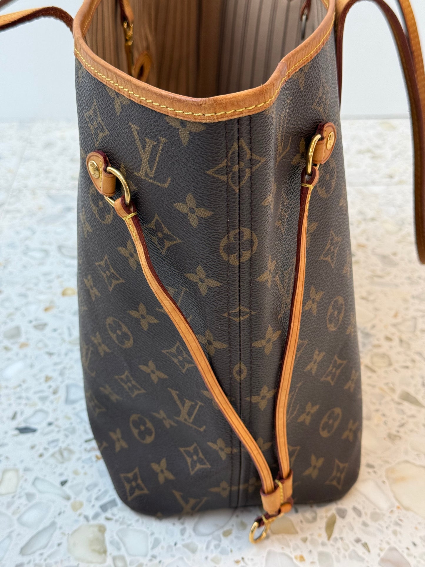 Louis Vuitton Neverfull MM
