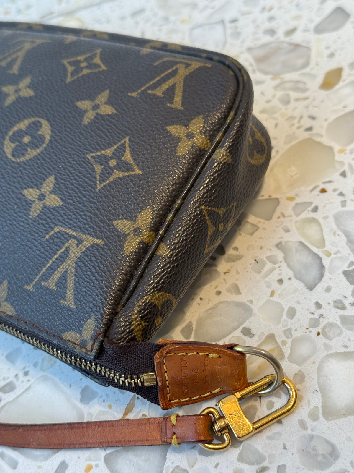Louis Vuitton Pochette