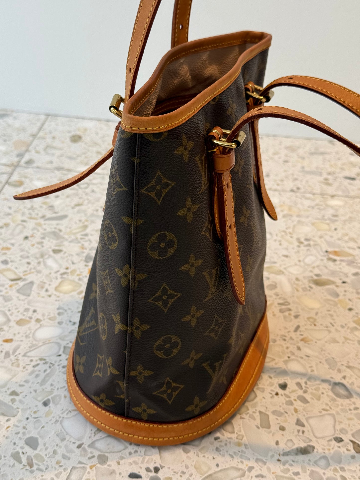 Louis Vuitton Bucket PM